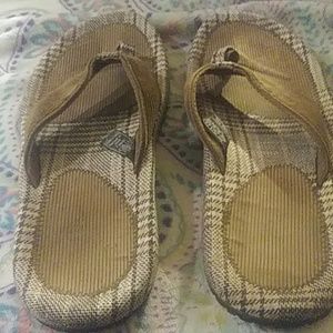 Teva. Flip flops very well made size 10